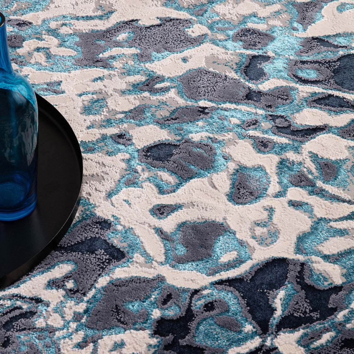 Aurora Foam Metalic Blue Rug