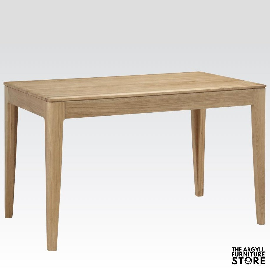 Dunmore Oak 160cm Dining Table