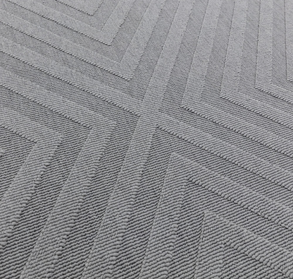 Antibes Light Grey Arrow Indoor/Outdoor Rug AN07